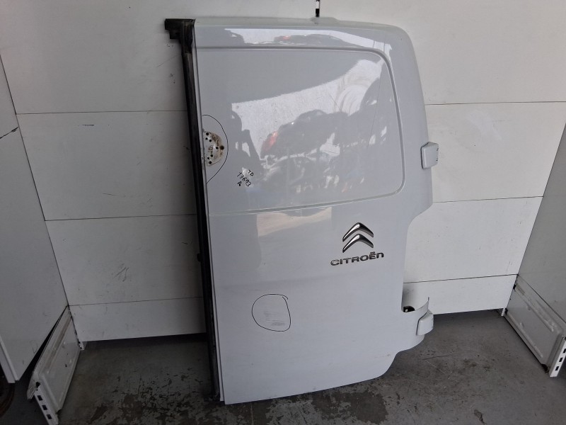 Recambio de puerta trasera derecha carga para citroën jumpy iii furgoneta (v_) 1.5 bluehdi 120 referencia OEM IAM 9811894980 TOC