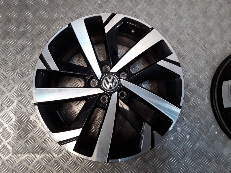 Recambio de juego llantas aluminio para volkswagen polo vi (aw1, bz1, ae1) 1.0 referencia OEM IAM 6.5X16 5 TORN ET47 ROZADAS ALU