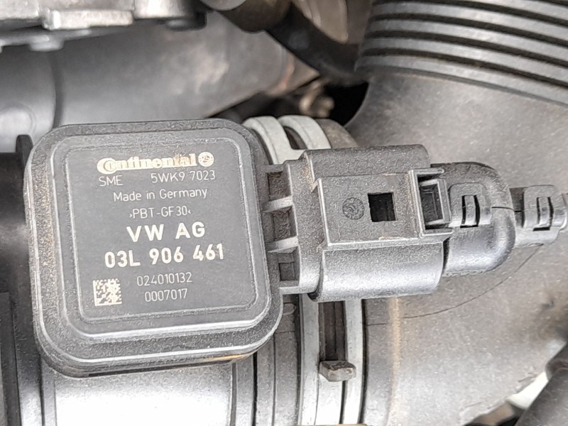 Recambio de caudalimetro para volkswagen golf vi (5k1) 1.6 tdi referencia OEM IAM 03L906461  