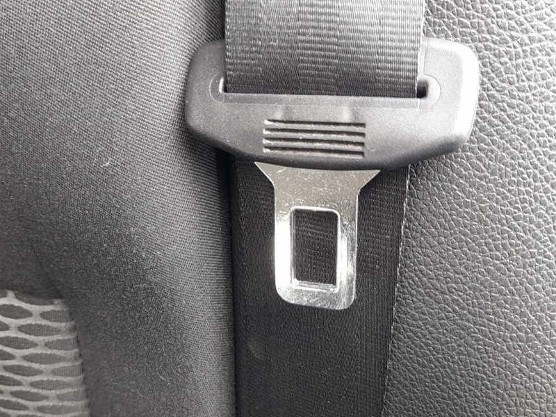 Recambio de cinturon seguridad trasero izquierdo para volkswagen golf vi (5k1) 1.6 tdi referencia OEM IAM 1K6857805AARAA  