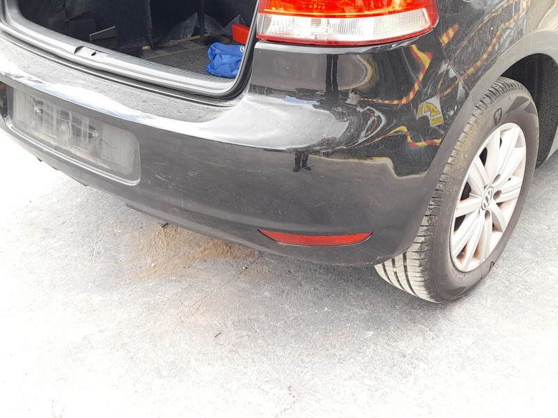 Recambio de paragolpes trasero para volkswagen golf vi (5k1) 1.6 tdi referencia OEM IAM 5K0807251A 5K6807421GRU 