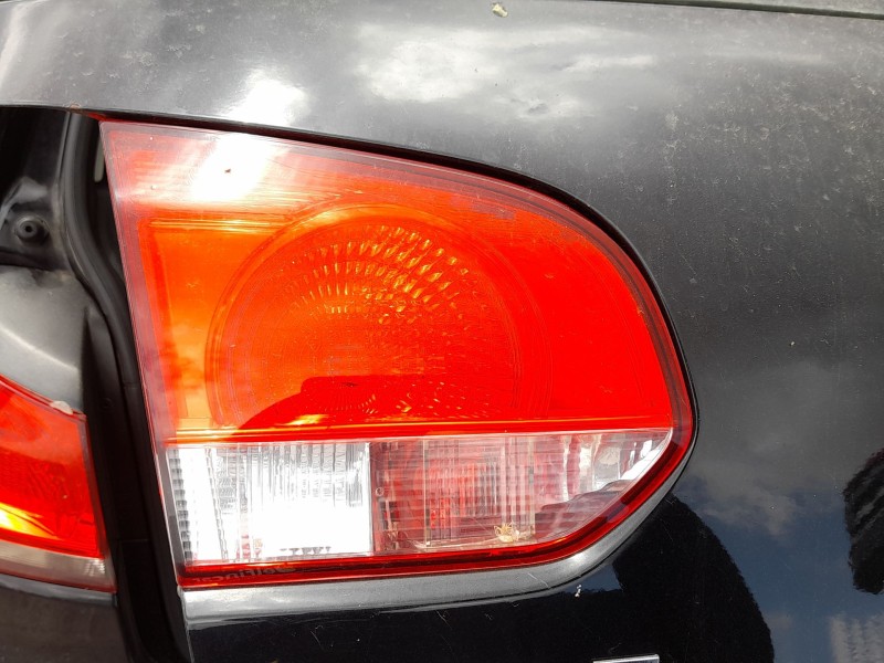 Recambio de piloto trasero izquierdo interior para volkswagen golf vi (5k1) 1.6 tdi referencia OEM IAM 5K0945093AB  