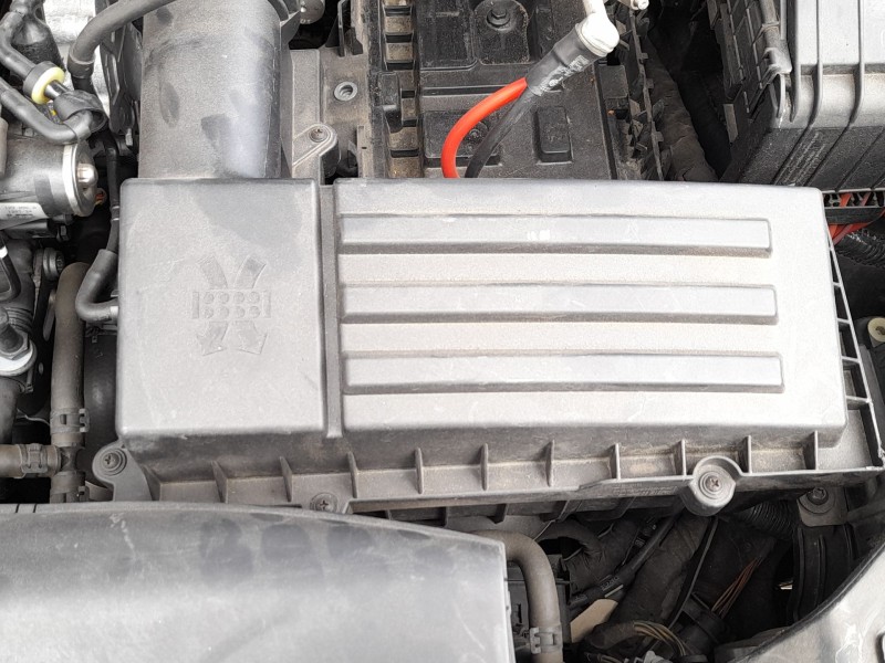 Recambio de carcasa filtro aire para volkswagen golf vi (5k1) 1.6 tdi referencia OEM IAM 3C0129607BD  
