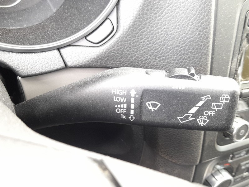 Recambio de mando luces y limpia para volkswagen golf vi (5k1) 1.6 tdi referencia OEM IAM 1K0953513G  1K0953519J