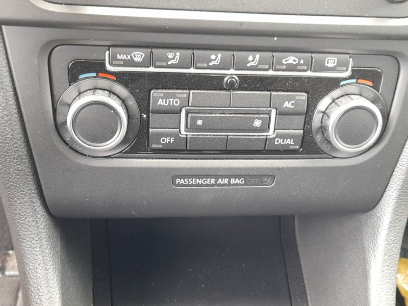 Recambio de mando climatizador para volkswagen golf vi (5k1) 1.6 tdi referencia OEM IAM 5K0907044HAZJU  