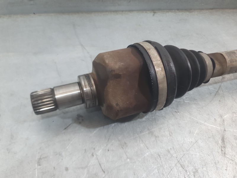 Recambio de transmision delantera izquierda para peugeot 508 i (8d_) 1.6 hdi referencia OEM IAM 3272YH 3273ZC 3272YJ