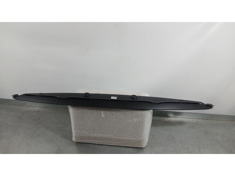 Recambio de spoiler paragolpes trasero para land rover range rover evoque (l551) 2.0 d165 mhev 4x4 referencia OEM IAM 28LR114905
