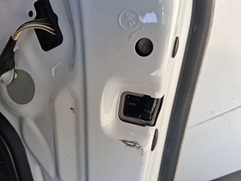 Recambio de cerradura puerta trasera derecha para volkswagen polo vi (aw1, bz1, ae1) 1.0 referencia OEM IAM 5TA839016Q  