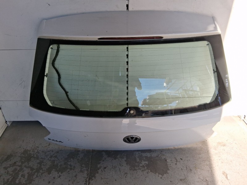 Recambio de porton trasero para volkswagen polo vi (aw1, bz1, ae1) 1.0 referencia OEM IAM 2G6827025E  