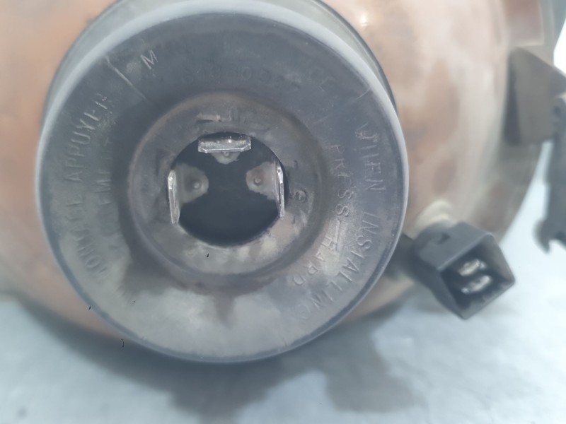 Recambio de faro derecho para peugeot 205 i (741a/c) 1.7 diesel referencia OEM IAM 6205A3  