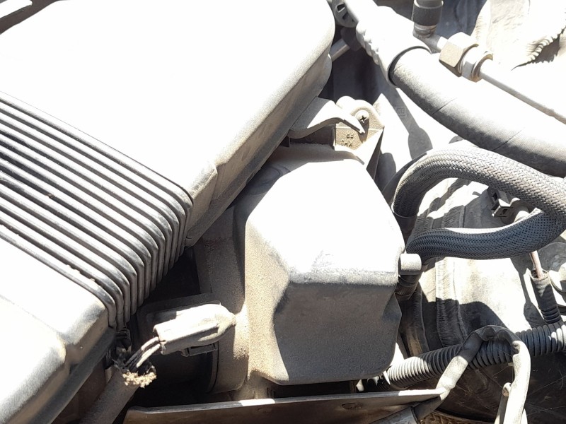Recambio de carcasa filtro aire para seat exeo (3r2) 2.0 tdi referencia OEM IAM 03G133837  
