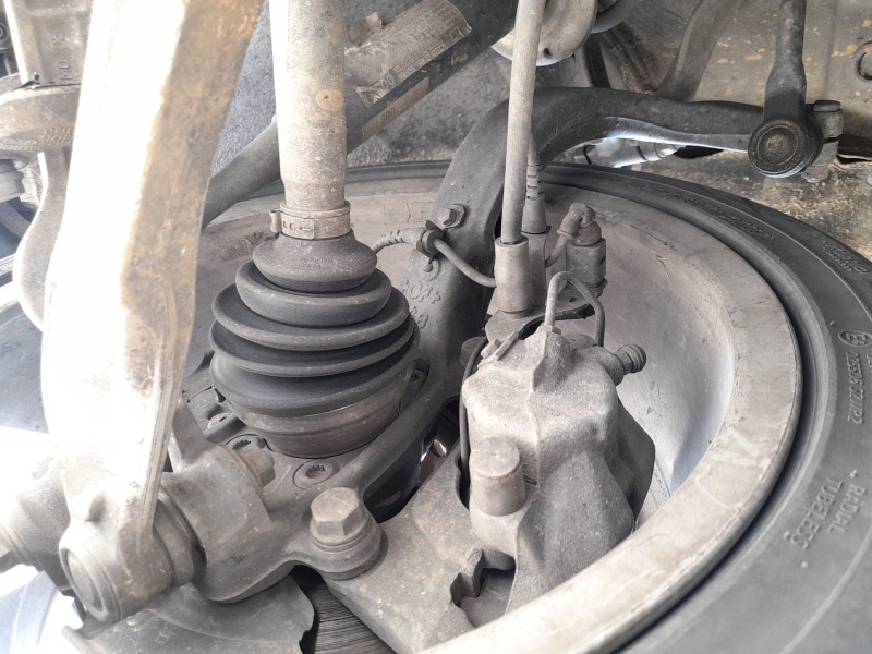 Recambio de mangueta delantera derecha para seat exeo (3r2) 2.0 tdi referencia OEM IAM 8E0407254H  
