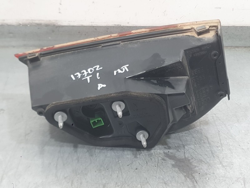 Recambio de piloto trasero izquierdo interior para jaguar f-pace (x761) 2.0 td4 awd referencia OEM IAM T4A37912  