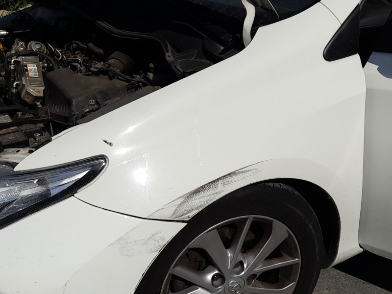 Recambio de aleta delantera izquierda para toyota auris (_e18_) 1.4 d-4d (nde180_) referencia OEM IAM 5381202340 ROZADA 