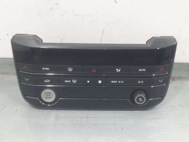 Recambio de mando climatizador para jaguar f-pace (x761) 2.0 td4 awd referencia OEM IAM T4A3329  