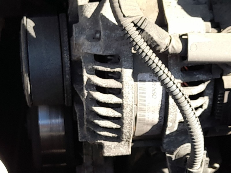 Recambio de alternador para toyota auris (_e18_) 1.4 d-4d (nde180_) referencia OEM IAM 270600N100  