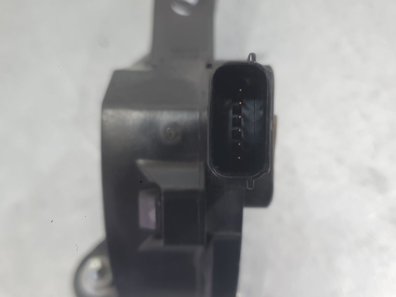 Recambio de potenciometro pedal para jaguar f-pace (x761) 2.0 td4 awd referencia OEM IAM T4A47133  