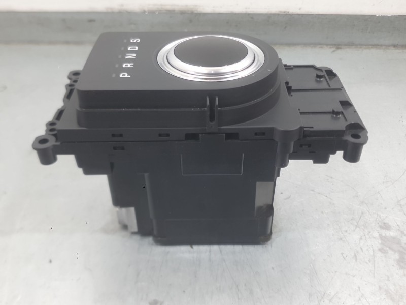 Recambio de palanca cambio para jaguar f-pace (x761) 2.0 td4 awd referencia OEM IAM T2H11787  