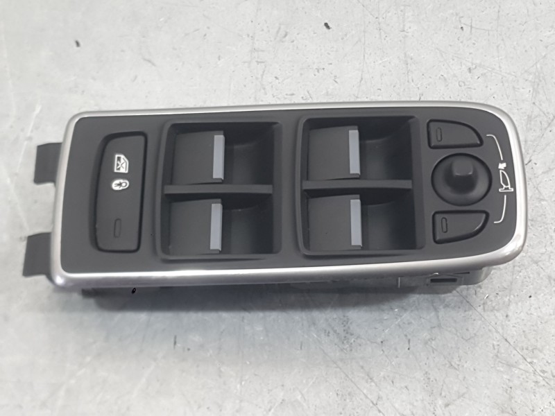 Recambio de mando elevalunas delantero izquierdo para jaguar f-pace (x761) 2.0 td4 awd referencia OEM IAM T4A12370  