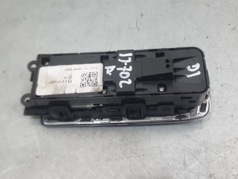 Recambio de mando elevalunas delantero izquierdo para jaguar f-pace (x761) 2.0 td4 awd referencia OEM IAM T4A12370  