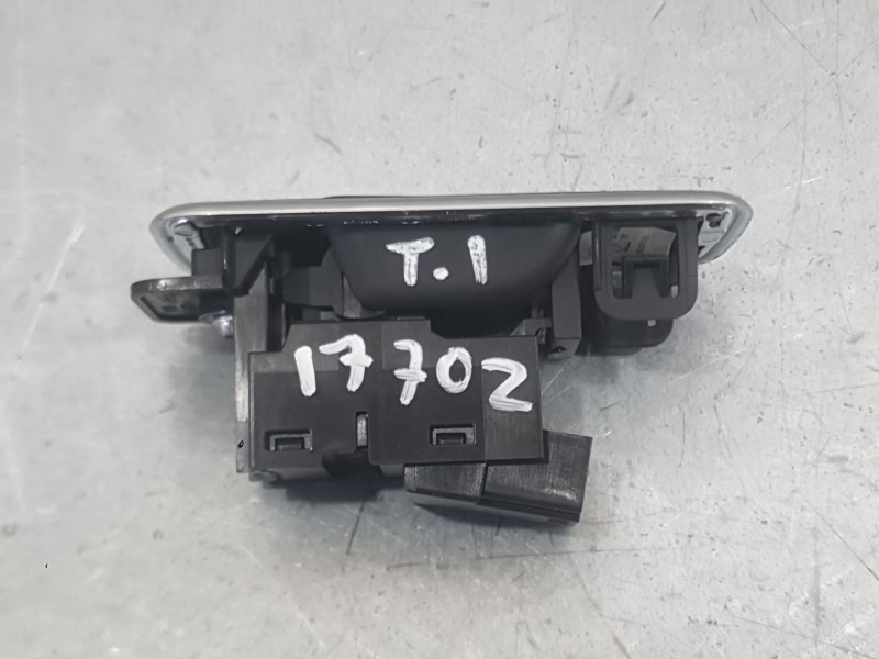 Recambio de mando elevalunas trasero izquierdo para jaguar f-pace (x761) 2.0 td4 awd referencia OEM IAM T2H3235  