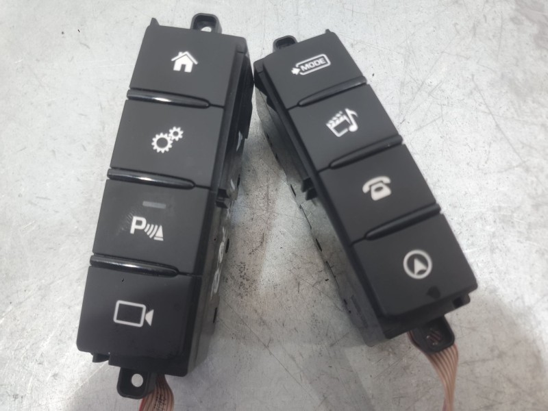 Recambio de mando multifuncion para jaguar f-pace (x761) 2.0 td4 awd referencia OEM IAM   