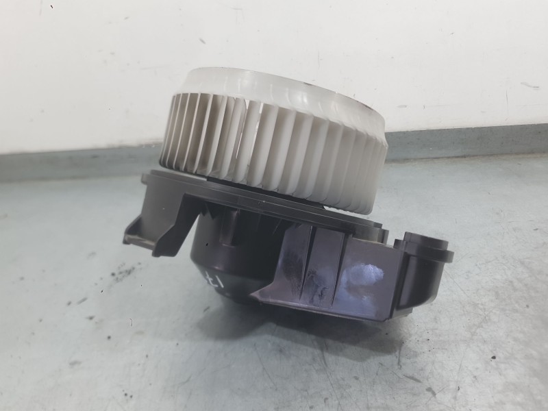 Recambio de motor calefaccion para jaguar f-pace (x761) 2.0 td4 awd referencia OEM IAM   