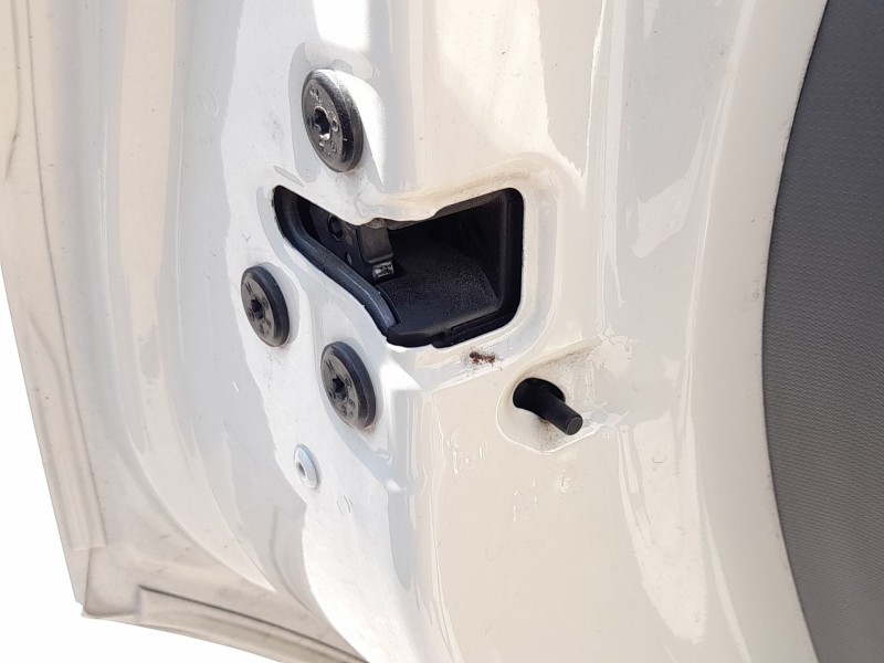 Recambio de cerradura puerta trasera izquierda para renault captur i (j5_, h5_) 1.5 dci 90 referencia OEM IAM 825012422R  