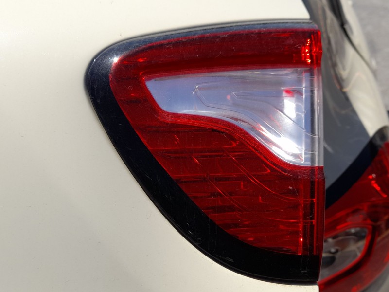 Recambio de piloto trasero derecho interior para renault captur i (j5_, h5_) 1.5 dci 90 referencia OEM IAM 265501712R  