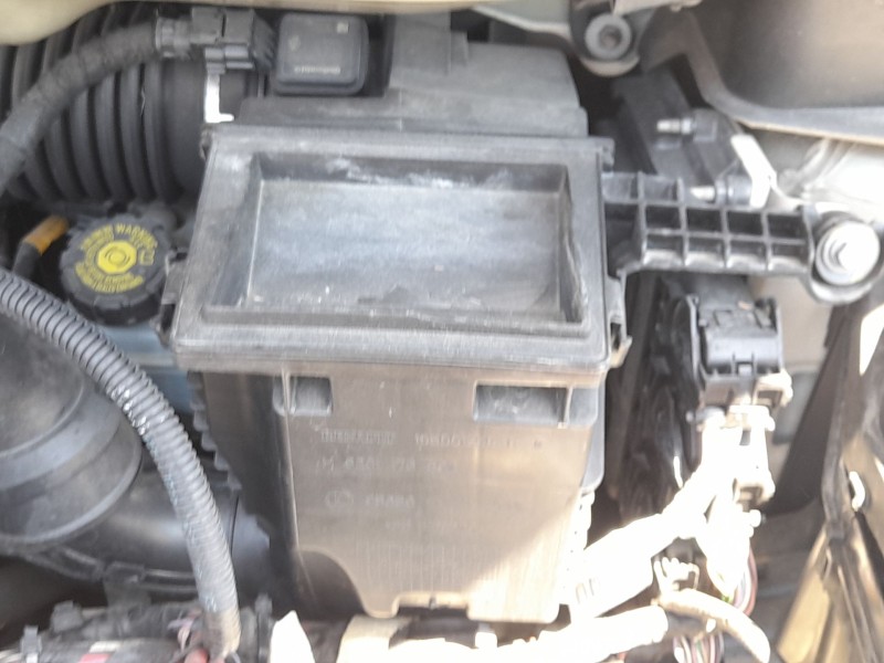 Recambio de carcasa filtro aire para renault captur i (j5_, h5_) 1.5 dci 90 referencia OEM IAM 165001258R  