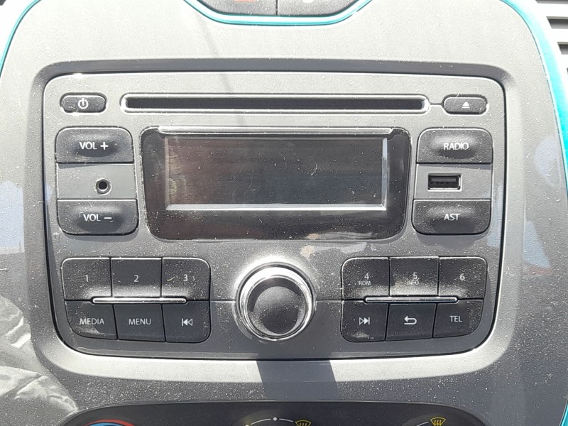 Recambio de sistema audio / radio cd para renault captur i (j5_, h5_) 1.5 dci 90 referencia OEM IAM 281157984R  