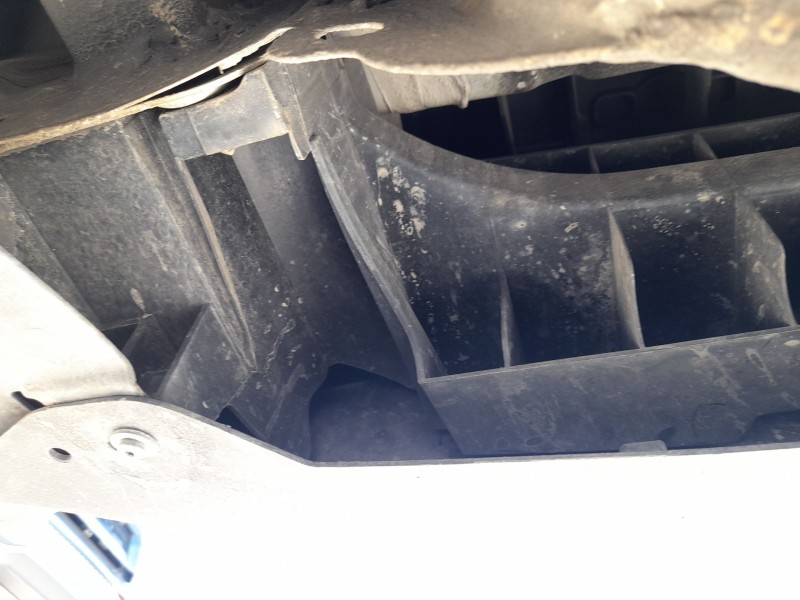 Recambio de refuerzo paragolpes trasero para renault captur i (j5_, h5_) 1.5 dci 90 referencia OEM IAM 850904537R 756102773R 