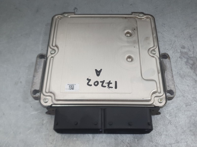 Recambio de centralita motor uce para jaguar f-pace (x761) 2.0 td4 awd referencia OEM IAM   