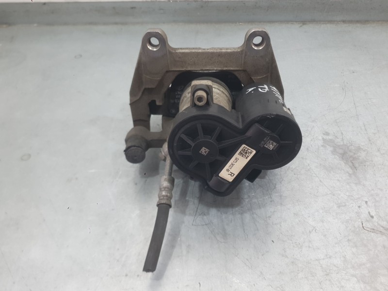 Recambio de pinza freno trasera derecha para jaguar f-pace (x761) 2.0 td4 awd referencia OEM IAM T2H37951  