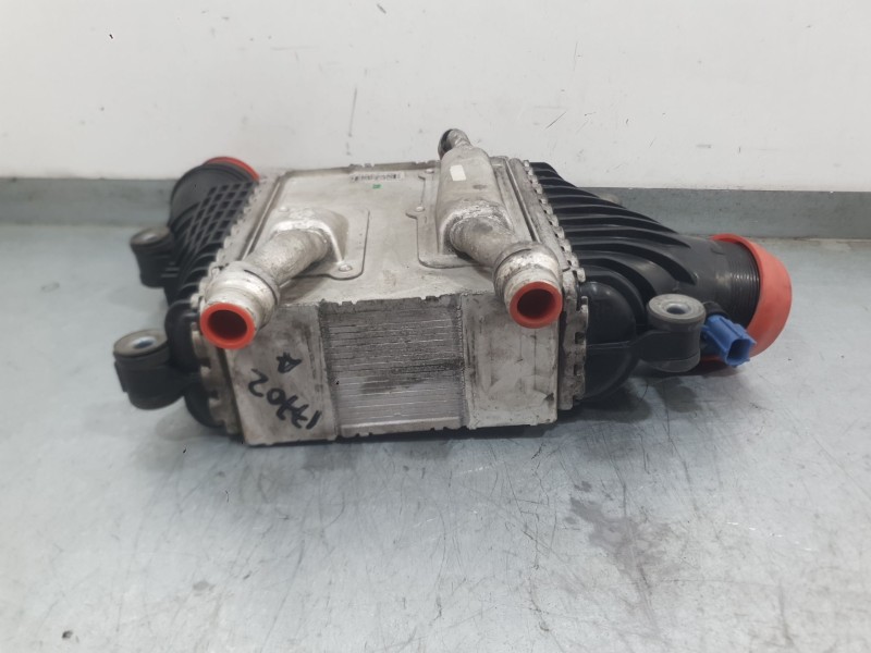 Recambio de intercooler para jaguar f-pace (x761) 2.0 td4 awd referencia OEM IAM T2H46681  
