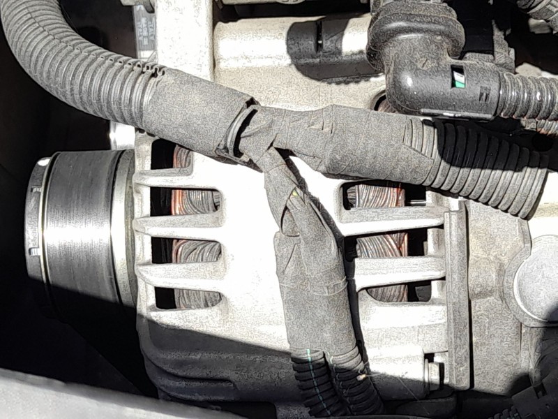 Recambio de alternador para peugeot 208 i (ca_, cc_) 1.2 vti 82 referencia OEM IAM 1608064580 9818677980 