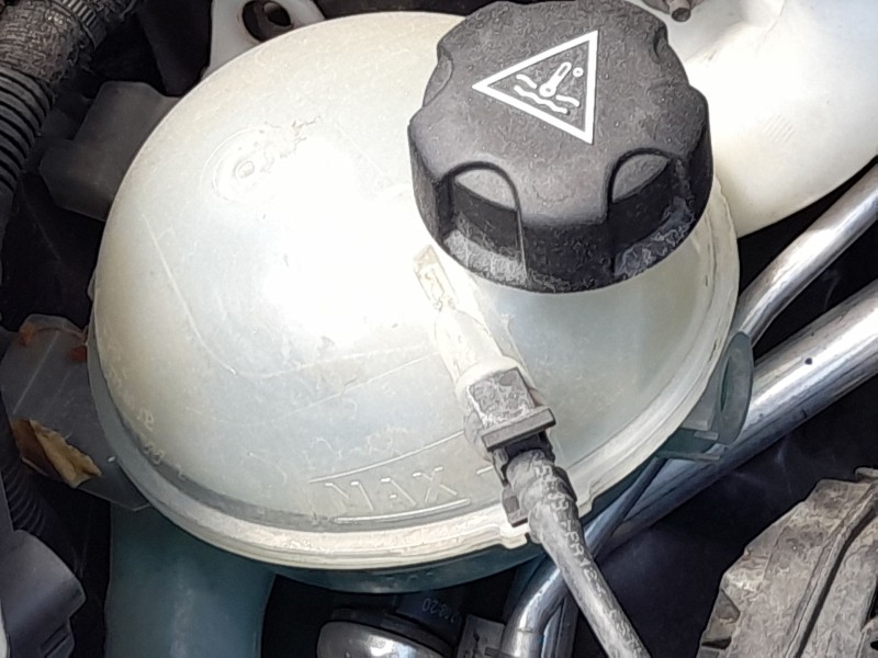 Recambio de deposito expansion para peugeot 208 i (ca_, cc_) 1.2 vti 82 referencia OEM IAM 9800777280  
