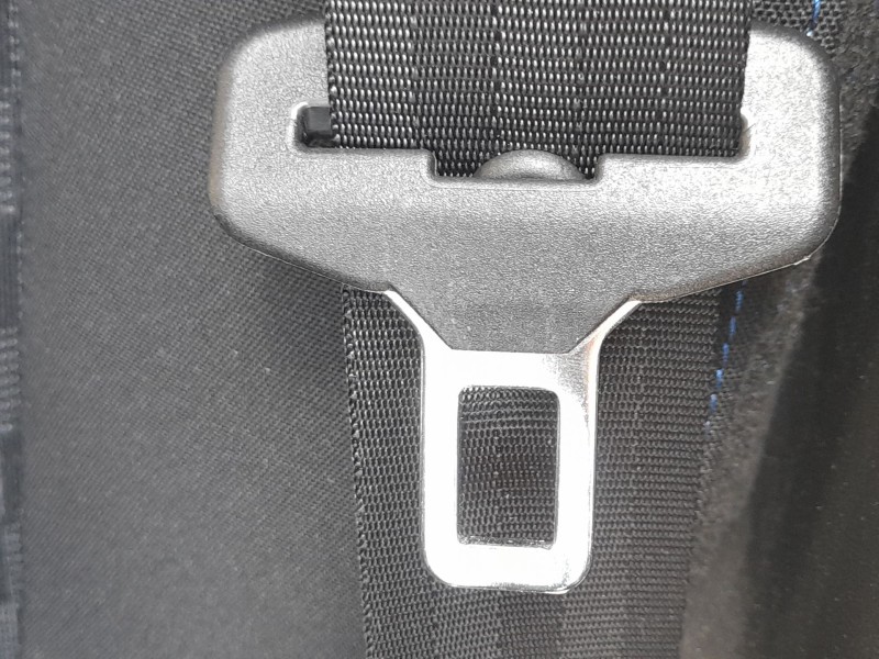 Recambio de cinturon seguridad trasero izquierdo para peugeot 208 i (ca_, cc_) 1.2 vti 82 referencia OEM IAM 16101489XY  