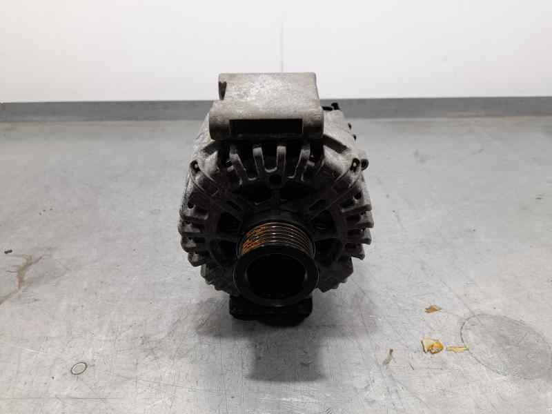 Recambio de alternador para mercedes-benz clase c (w205) lim. c 220 bluetec referencia OEM IAM A0009067802 FG18S127 VALEO