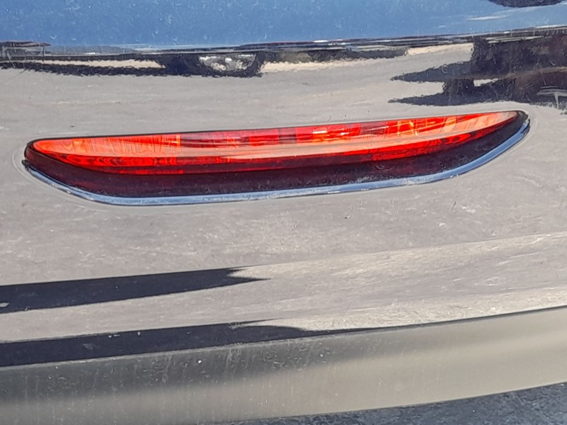 Recambio de piloto trasero central para peugeot 208 i (ca_, cc_) 1.2 vti 82 referencia OEM IAM   