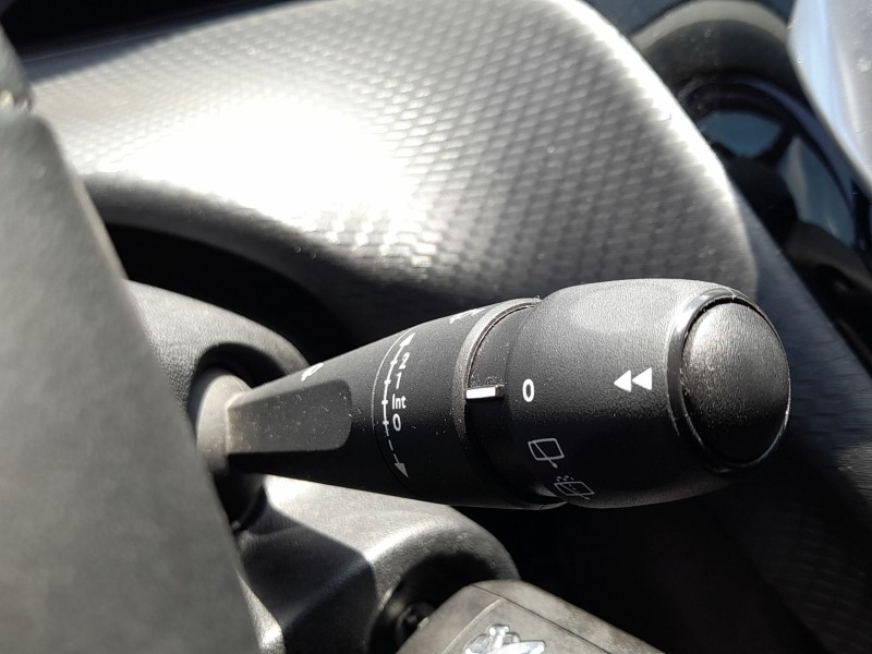 Recambio de mando luces y limpia para peugeot 208 i (ca_, cc_) 1.2 vti 82 referencia OEM IAM 98081767ZD  