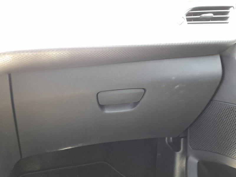 Recambio de guantera para peugeot 208 i (ca_, cc_) 1.2 vti 82 referencia OEM IAM 96728471MA  
