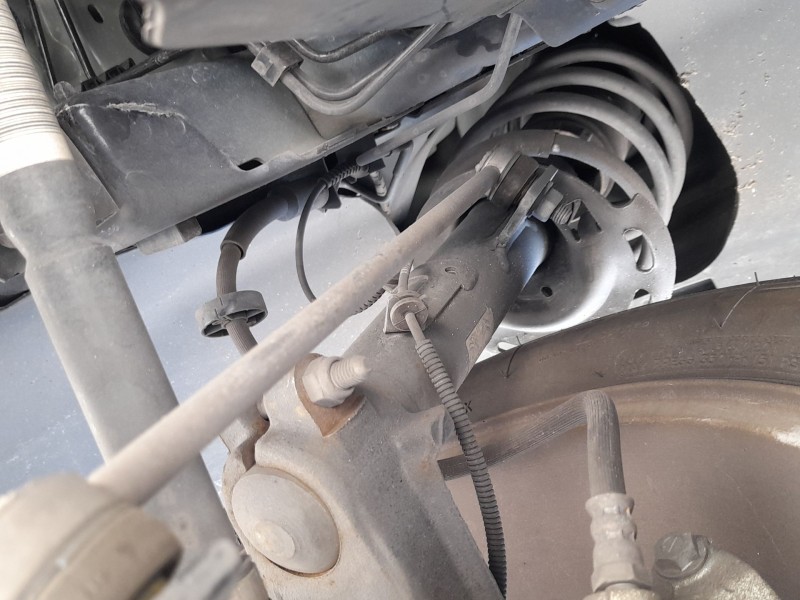 Recambio de amortiguador delantero izquierdo para peugeot 208 i (ca_, cc_) 1.2 vti 82 referencia OEM IAM 9804831180  