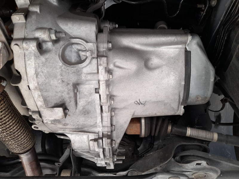 Recambio de caja cambios para peugeot 208 i (ca_, cc_) 1.2 vti 82 referencia OEM IAM 20A701 9810688480 