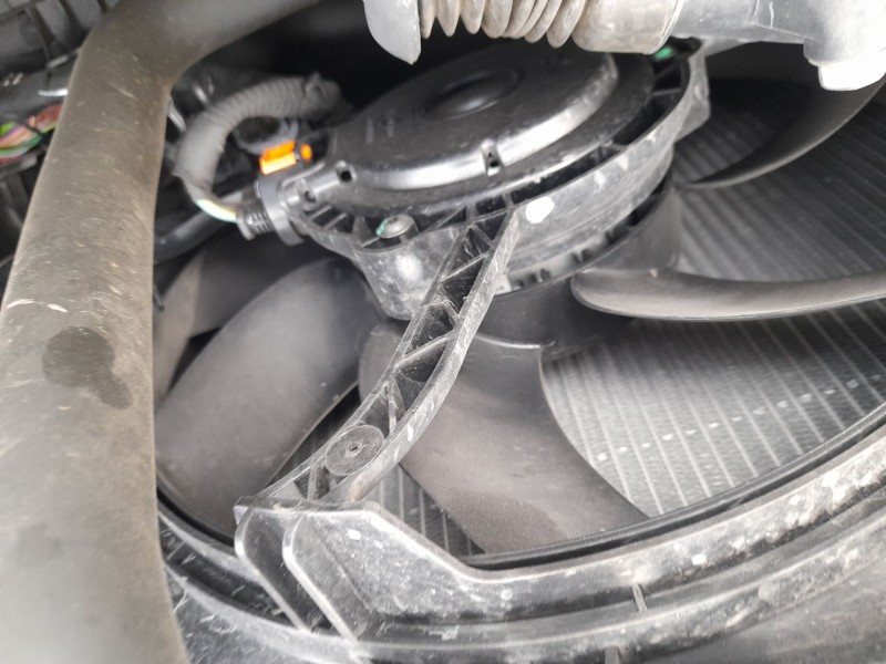 Recambio de electroventilador para peugeot 208 i (ca_, cc_) 1.2 vti 82 referencia OEM IAM 9829774580  