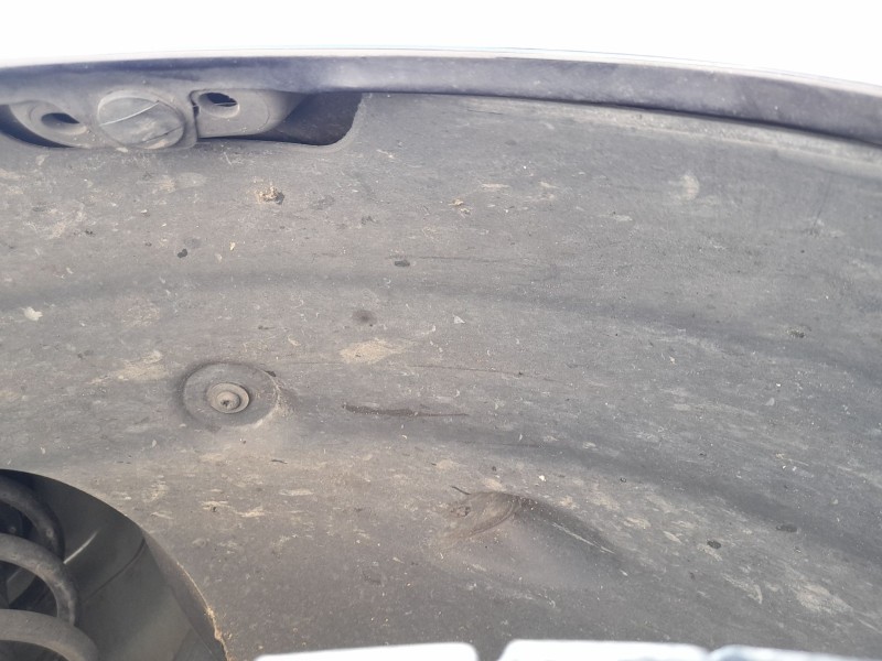 Recambio de plastico pase rueda del. izq. para peugeot 208 i (ca_, cc_) 1.2 vti 82 referencia OEM IAM 9673768880  