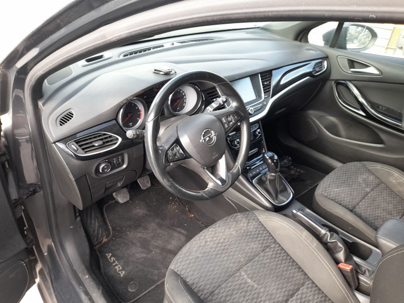 opel astra k (b16) del año 2016
