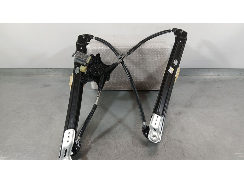 Recambio de elevalunas delantero derecho para seat ateca (kh7, khp) 2.0 tdi fr referencia OEM IAM 5Q0959802C 2 PINS 