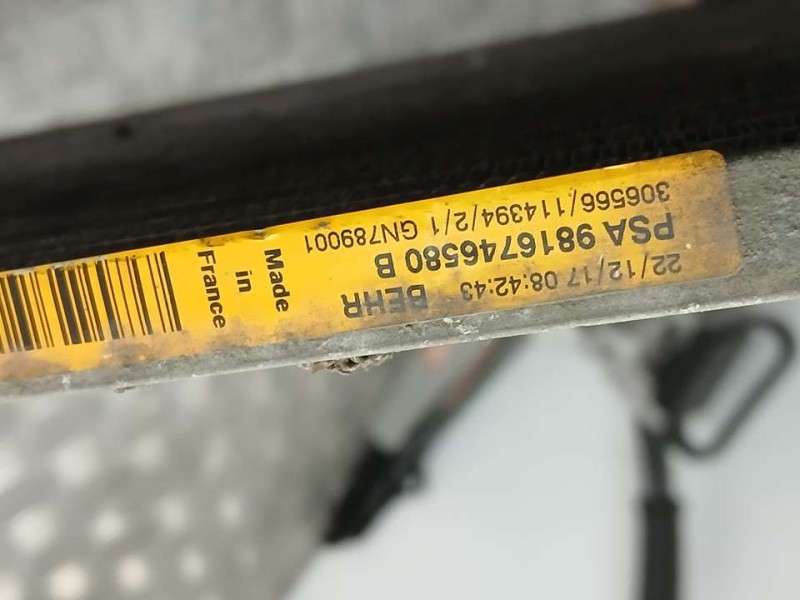 Recambio de condensador / radiador aire acondicionado para peugeot 5008 gt line referencia OEM IAM 9816746580B 306566 BEHR