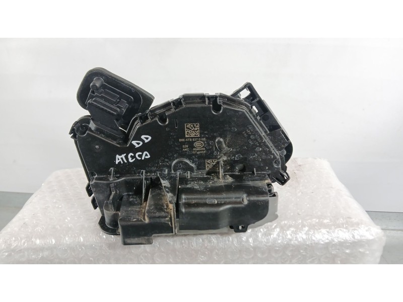 Recambio de cerradura puerta delantera derecha para seat ateca (kh7, khp) 2.0 tdi fr referencia OEM IAM 5TB837016E  